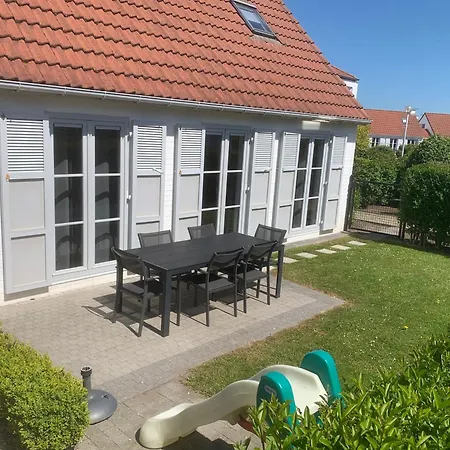 Huisjes Aan Zee * De Haan